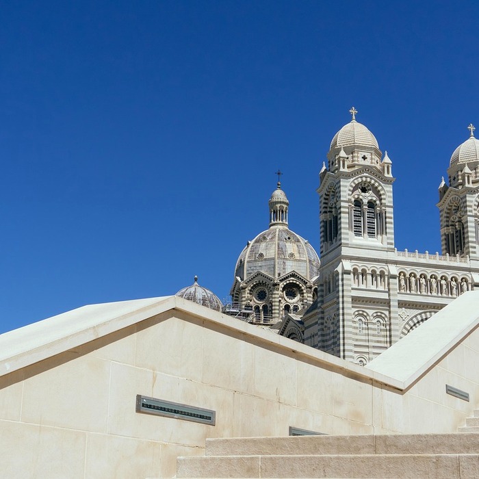 구드레나루터 역사