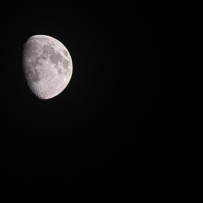 달의 지형 변화