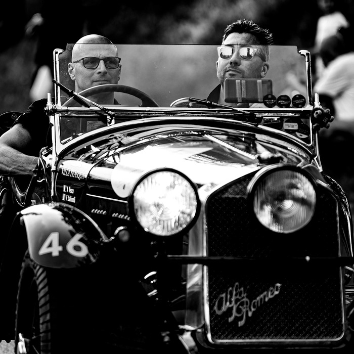 자동차 유리 복원