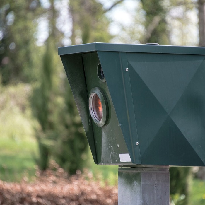 과속 단속 카메라