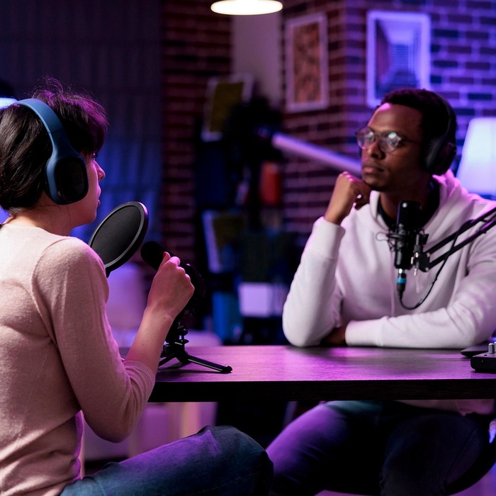 - 라이브 방송 플랫폼